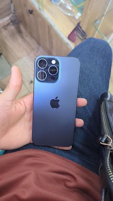 акб: IPhone 15 Pro Max, Б/у, 512 ГБ, Синий, Чехол — 1