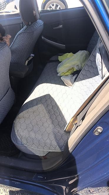 corolla s: Toyota Prius: 2011 г., Автомат, Гибрид, Лифтбек — 5