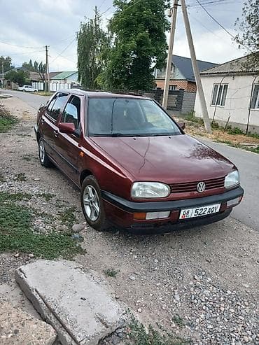 Унаа сатуу: Volkswagen Vento: 1993 г., 1.8 л, Кол менен иштөөчү, Бензин, Седан — 2