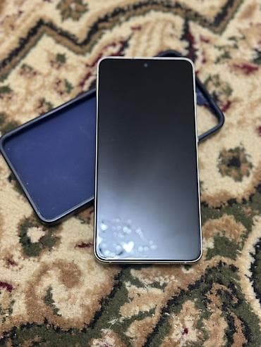 Samsung Galaxy S21 FE, Колдонулган, 256 ГБ, түсү - Жашыл, 2 SIM — 2