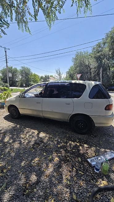 mers 202: Toyota Ipsum: 2000 г., 2 л, Автомат, Бензин, Минивэн — 2