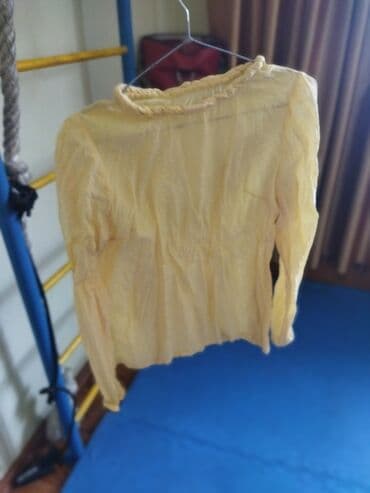 спортивные пуховики: Все белое: шубка,куртка, брюки -все за 700 сом, размер М — 8