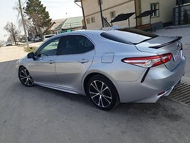 Транспорт: Toyota Camry: 2020 г., 2.5 л, Автомат, Гибрид, Седан — 4