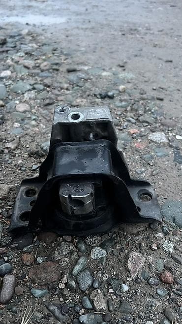 Автозапчасти: Подушка мотора Nissan — 3