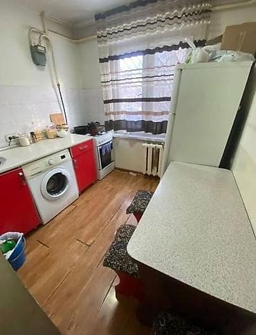 Батирлер: 2 бөлмө, 43 м², 4-мкр 104-серия, 1 кабат, Косметикалык оңдоо — 5