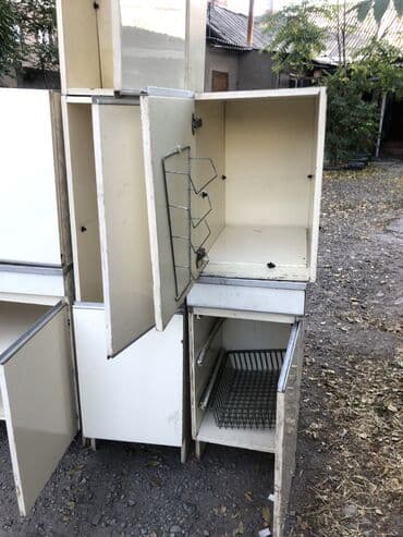 старинная кухонная мебель: Кухонный гарнитур, Б/у, цвет - Белый, Дерево, Самовывоз, Бесплатная доставка, Платная доставка — 3