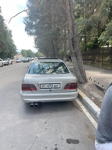 210 mers: Mercedes-Benz E-Class: 1997 г., 3.2 л, Механика, Бензин, Седан — 3