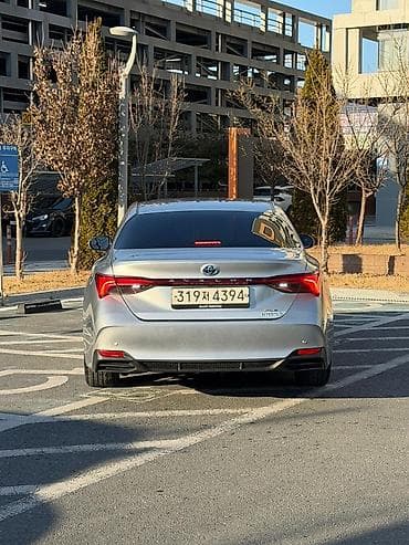 таёта аурис: Toyota Avalon: 2021 г., Гибрид, Седан — 6