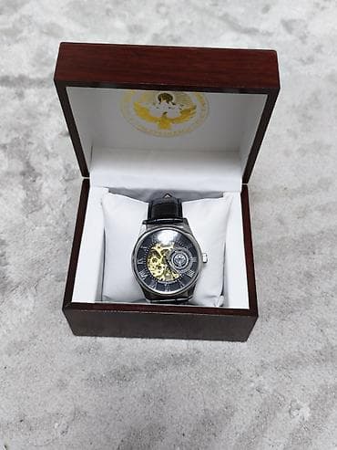 часы citizen: Механические наручные часы в подарочном деревянном футляре с гербом — 1