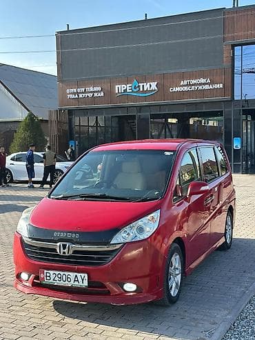 гоф 2: Honda Stepwgn: 2005 г., 2.4 л, Автомат, Бензин, Минивэн — 4