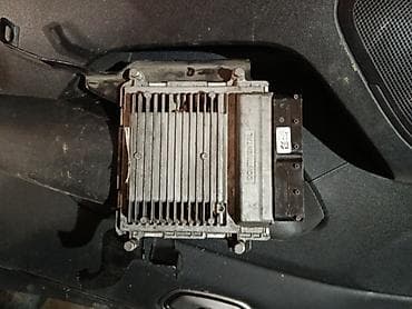 Блок управления двигателем (ЭБУ) Hyundai Sonata LF, двигатель L4NA