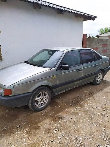 Продажа авто: Volkswagen Passat: 1989 г., 1.8 л, Механика, Бензин, Седан — 5