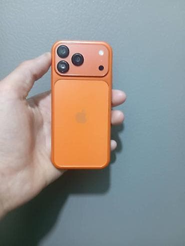 чехол на: Яркий оранжевый чехол для смартфона в стиле iPhone с акцентной верхней — 1