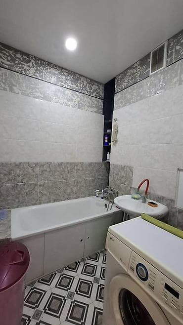 3 комнаты, 82 м², 108 серия, 4 этаж — 8