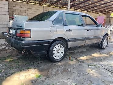 жугули 06: Volkswagen Passat: 1989 г., Седан — 6