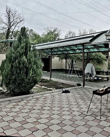 куплю котеж: Двухэтажный кирпичный дом: ( ул Горького/прМанаса) (второй дом — 2