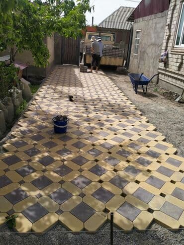 тратуарные бардюры: Брусчатка,тротуарная плитка, бардюр лоток доставка укладка. Замер и — 4
