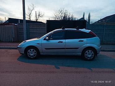 lada vesta: Ford Focus: 2002 г., 1.6 л, Механика, Бензин, Хэтчбэк — 6