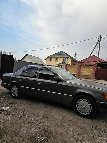 универсальный богажник: Mercedes-Benz W124: 1991 г., 2 л, Ручные, Бензин, Седан — 6