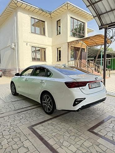 120 prado: Kia K3: 2019 г., 1.6 л, Автомат, Бензин, Седан — 5