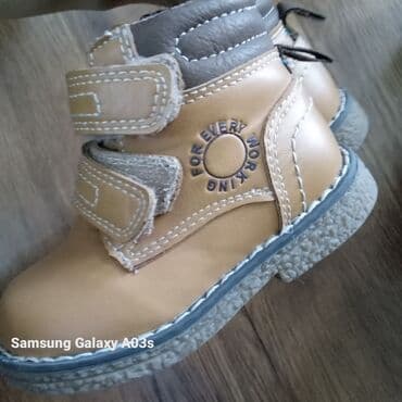 демисезонная детская обувь 22 размера: 20 размер на один годик осень-зима- весна в отличном состоянии — 3