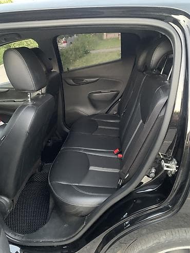 shevralet spark: Chevrolet Spark: 2018 г., 1 л, Автомат, Бензин, Хэтчбэк — 7