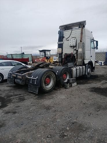 bmw 735i: Тягач, Volvo, Тентованный — 4