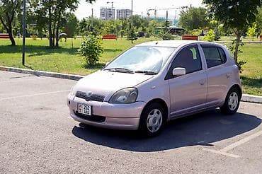 Toyota Vitz: 2003 г., 1.3 л, Автомат, Бензин — 2