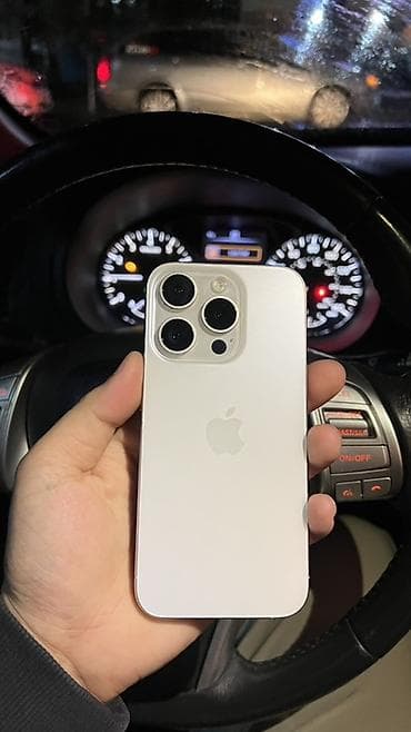 IPhone 15 Pro, Б/у, 256 ГБ, Natural Titanium, Защитное стекло, Чехол, 86 %