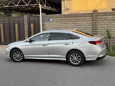 byd e2 2021: Hyundai Sonata: 2021 г., 2 л, Автомат, Газ, Хэтчбэк — 4