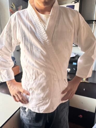 Кимоно со штанами. Ткань очень хорошая.
Состояние хорошее
На рост 150 at lalafo.kg Кимоно со штанами. Ткань очень хорошая.
Состояние хорошее
На рост 150