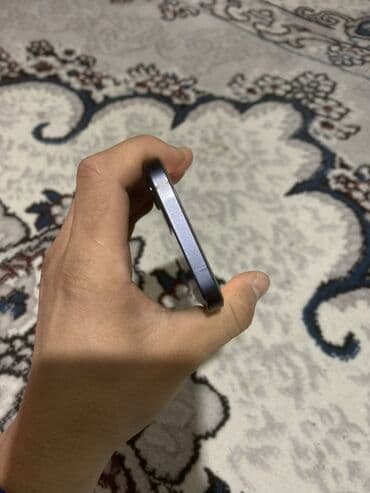 Автоунаа электроникасы: IPhone 12, Кара — 6