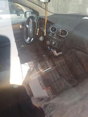 mazda kronus: Ford Focus: 2006 г., 1.8 л, Механика, Бензин, Седан — 8