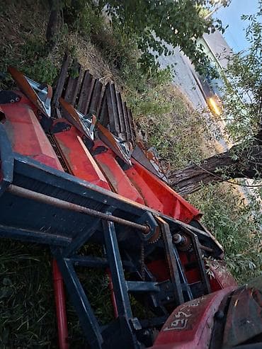 аппарат для мойки автомобилей: Кукурузоуборочный комбайн Zoomlion (Dongfanghong) 4YZ-3B Описание: - — 4