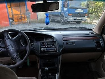 авто прод: Honda Accord: 1998 г., Механика, Седан — 2