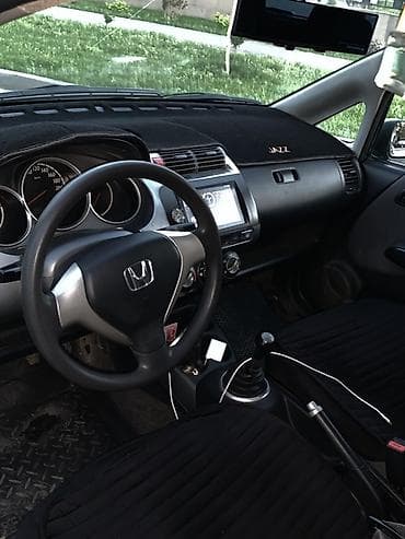 Продажа авто: Honda Jazz: 2003 г., 1.5 л, Механика, Бензин, Хэтчбэк — 8