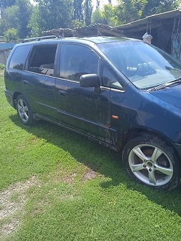 Honda Shuttle: 1999 г., 2 л, Механика, Газ, Минивэн