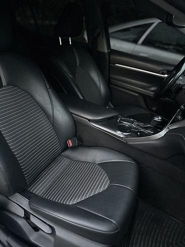 2 8: Toyota Camry: 2018 г., 2.5 л, Автомат, Бензин, Седан — 10