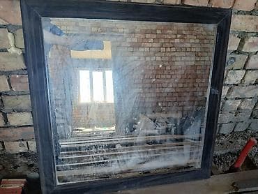 зеленая стена: Зеркало в строгой раме - Форма: квадратное/почти квадратное - Рама — 1