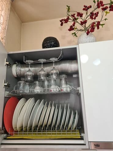 2 х комнатную квартиру по суточно в 8 мкр: 2 комнаты, Собственник, С мебелью полностью — 17