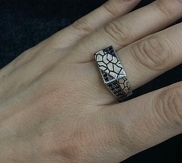 серебро номер: Печатка СЕРЕБРО 925’ пробы.
Размер 19. Цена:1500с — 4