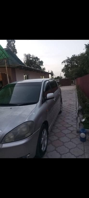 Продажа авто: Toyota Ipsum: 2001 г., 2.4 л, Автомат, Бензин, Минивэн — 3