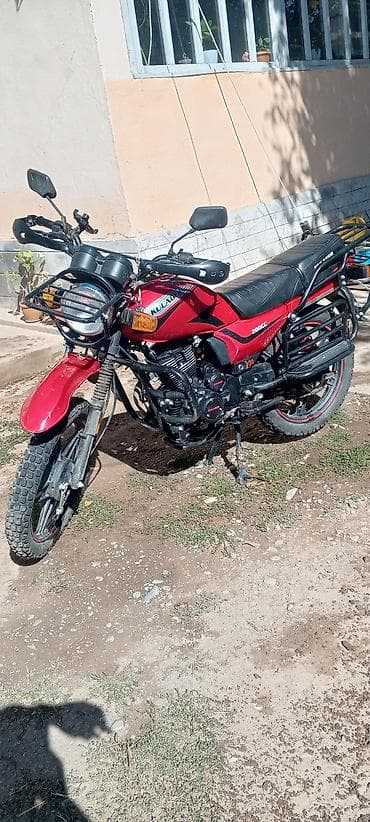 костюм для мото: Классический мотоцикл Suzuki, 200 куб. см, Бензин, Взрослый, Б/у — 2