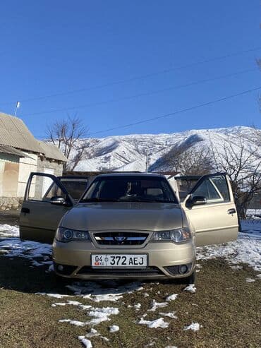 Ковролин: Daewoo : 2013 г., 1.5 л, Механика, Бензин — 6