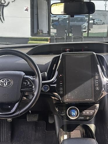 Продажа авто: Toyota Prius: 2020 г., Автомат, Гибрид, Хэтчбэк — 6