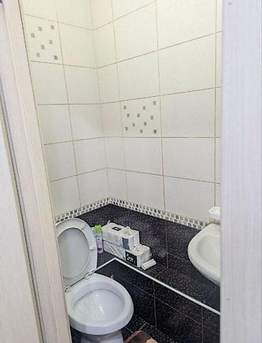 квартира бишкек 1 комнатная: 2 комнаты, 54 м², 106 серия, 1 этаж, Евроремонт — 5
