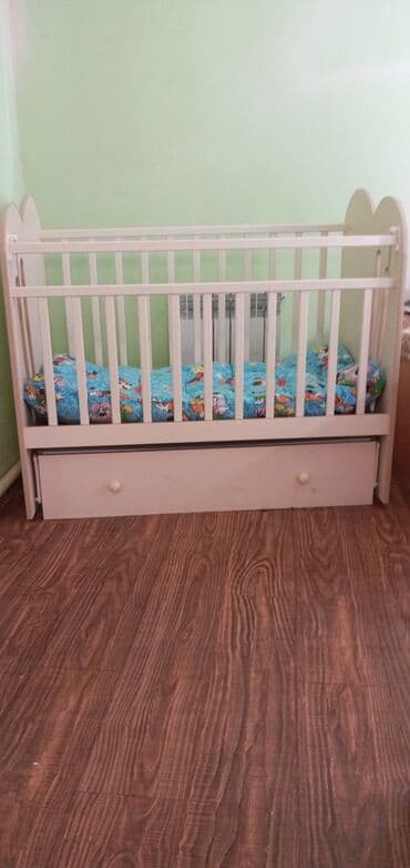 садовые столы и стулья: Детская кровать-качалка с поперечным маятником и с большим выдвежным — 8