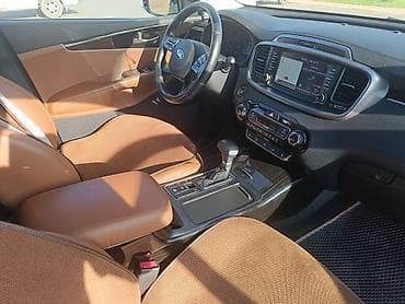 Унаа сатуу: Kia Sorento: 2018 г., 2 л, Дизель — 5