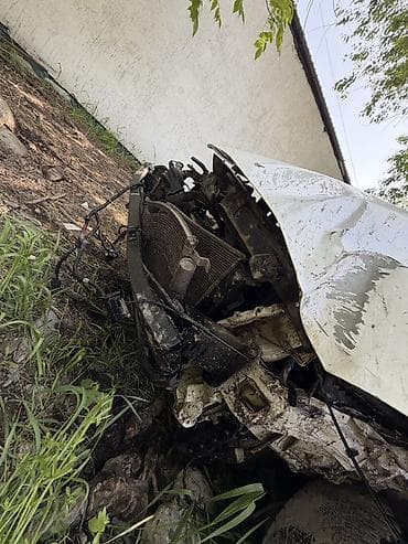 kia mo: Продаётся автомобиль Киа к7 на запчасти (седан, белый цвет) — 4