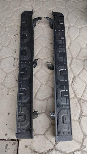 Наружные накладки порогов — 1